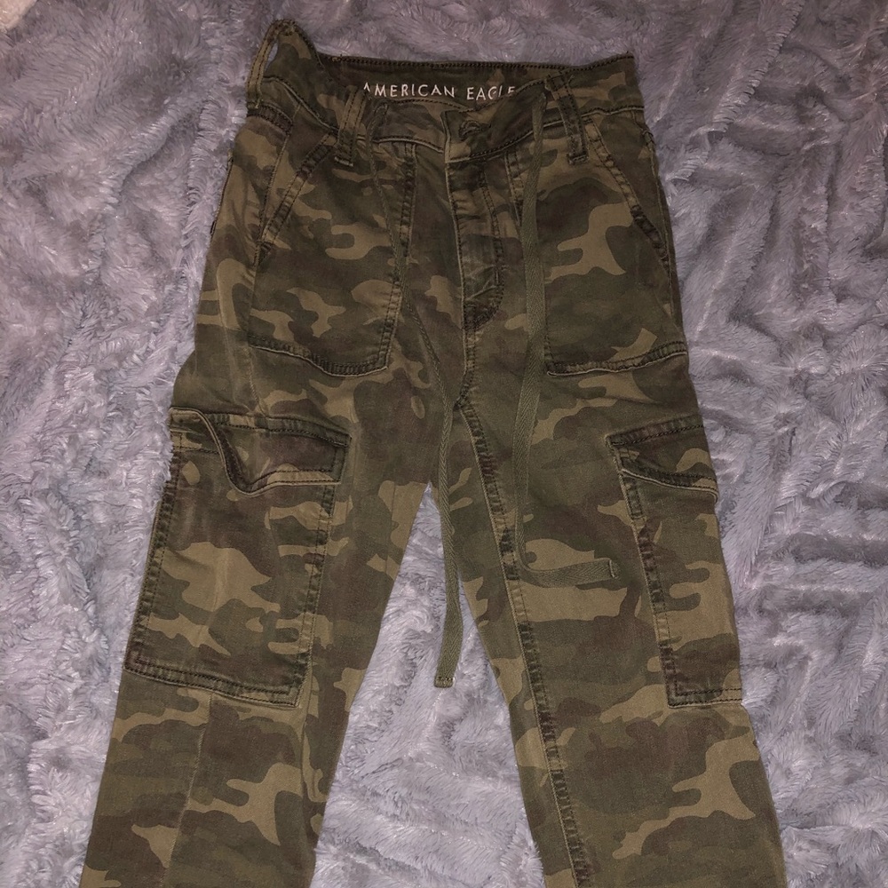 Camo ankle jeans